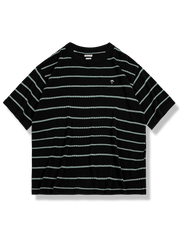 黒白細いストライプ柄のシームレスニットTシャツ、涼しく快適な着心地