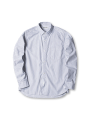 1920-40年代着想の高密度ブルー&ホワイトストライプシャツ。天然素材ボタンと隠し襟ボタン付き。