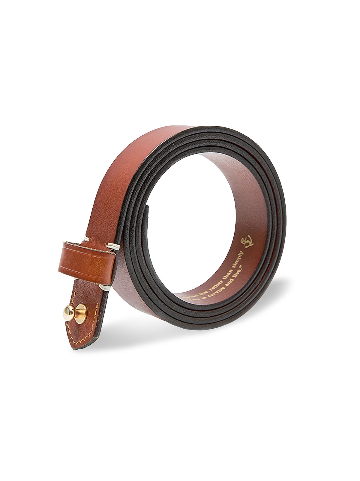 植物性タンニンなめし牛革と黄銅バックルを使用した味わい深いベルト