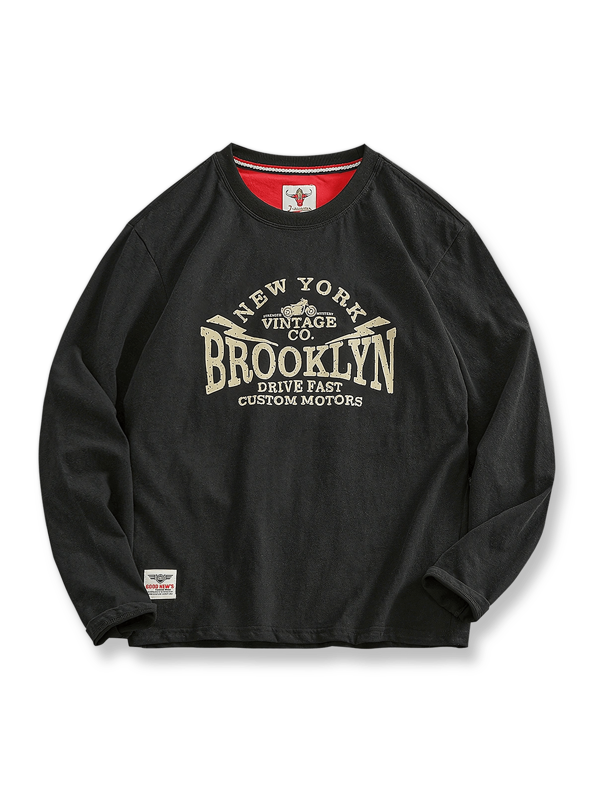 BROOKLYNロゴのヴィンテージプリントと裾パッチが特徴の長袖Tシャツ