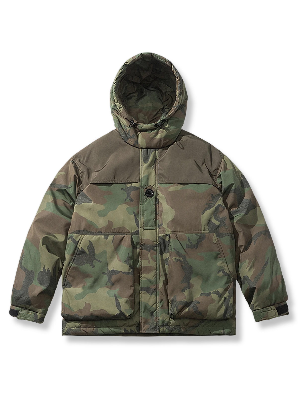 迷彩柄フード付きダウンジャケットの製品イメージ