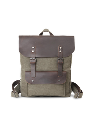 キャンバス素材とフルグレインレザーのアクセントが特徴のバックパック。