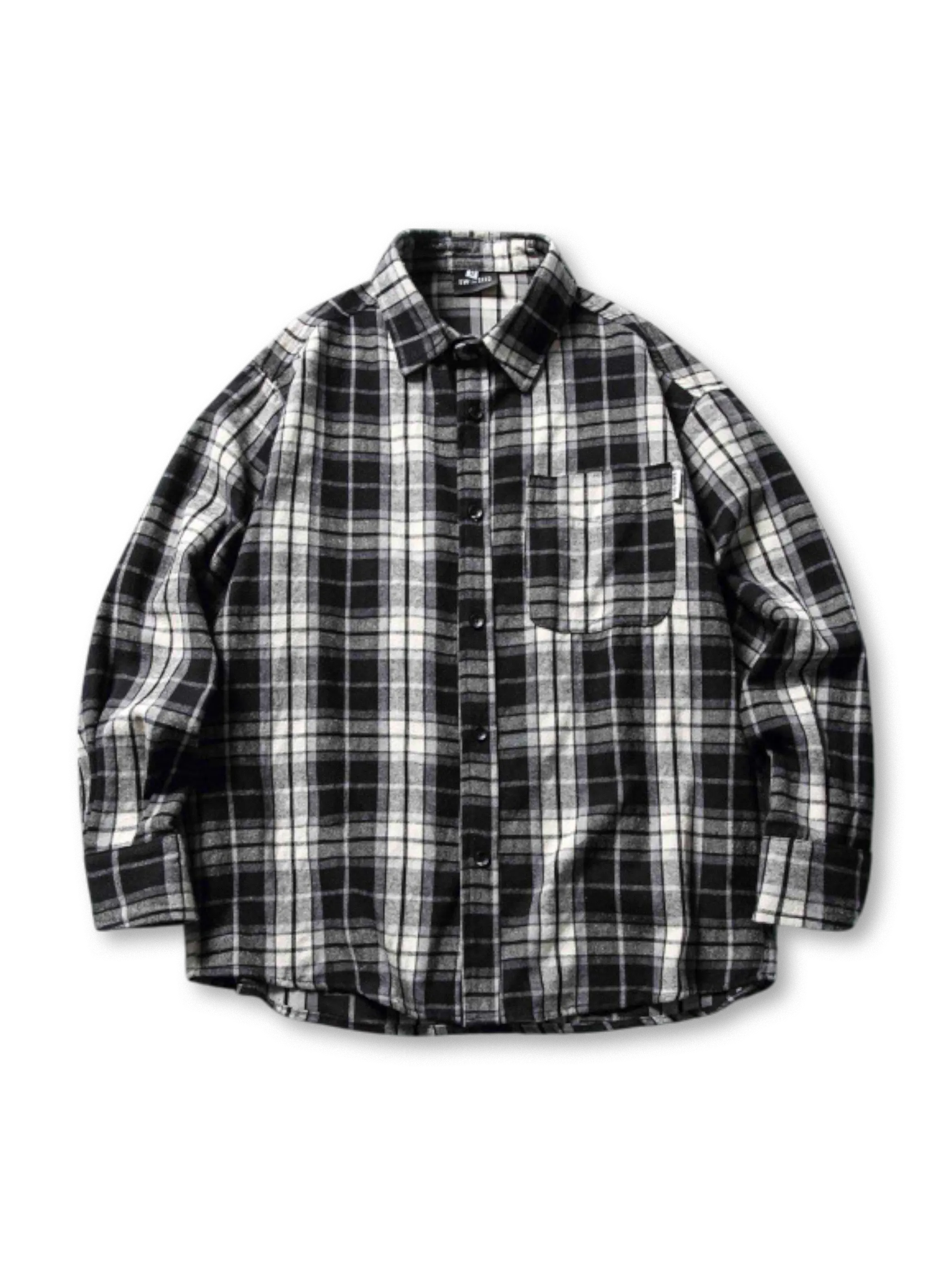 黒白チェック柄と快適な着心地が特徴のコットンシャツ