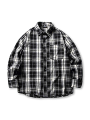 黒白チェック柄と快適な着心地が特徴のコットンシャツ