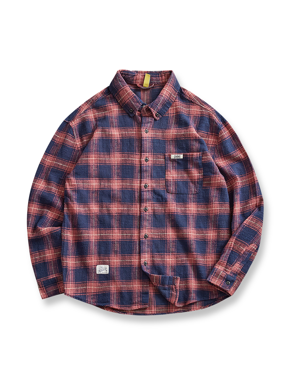 ヴィンテージ加工のチェック柄と胸ポケットが特徴の長袖ワークシャツ