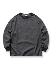 クラシックなアメリカンスタイルを再現したストライプ長袖Tシャツ