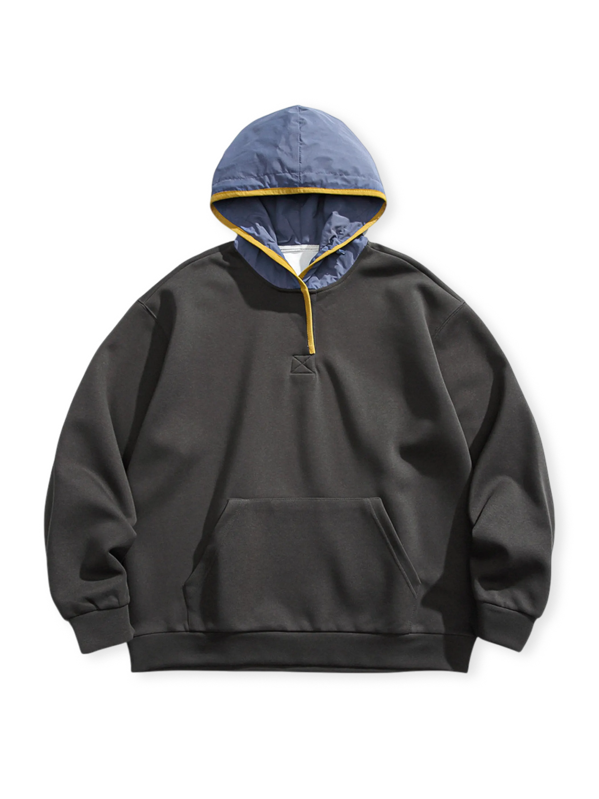 アメリカンヴィンテージスポーツ風のカラーブロックフーディースウェット。半ジッパーフロントと実用的ディテール付き。