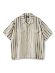 ストライプとカラーブロックパネルが映えるキューバカラーシャツ