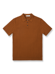 精梳綿素材のツイストパターン編みとシェルボタンが特徴のニットポロTシャツ