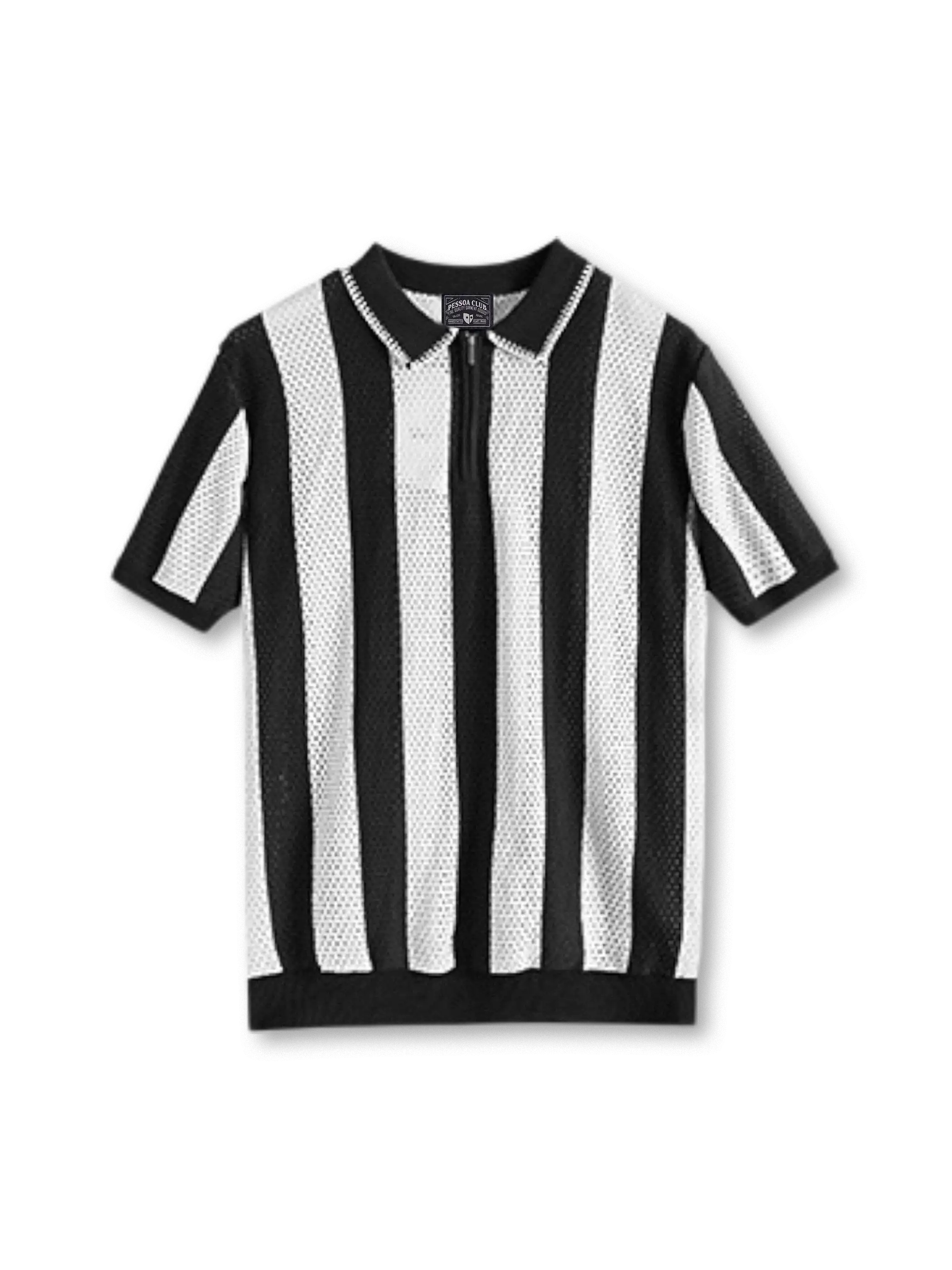 冷感レーヨンニットポロシャツの全身ビュー、アイレット編みとリブ衿ディテールを強調。