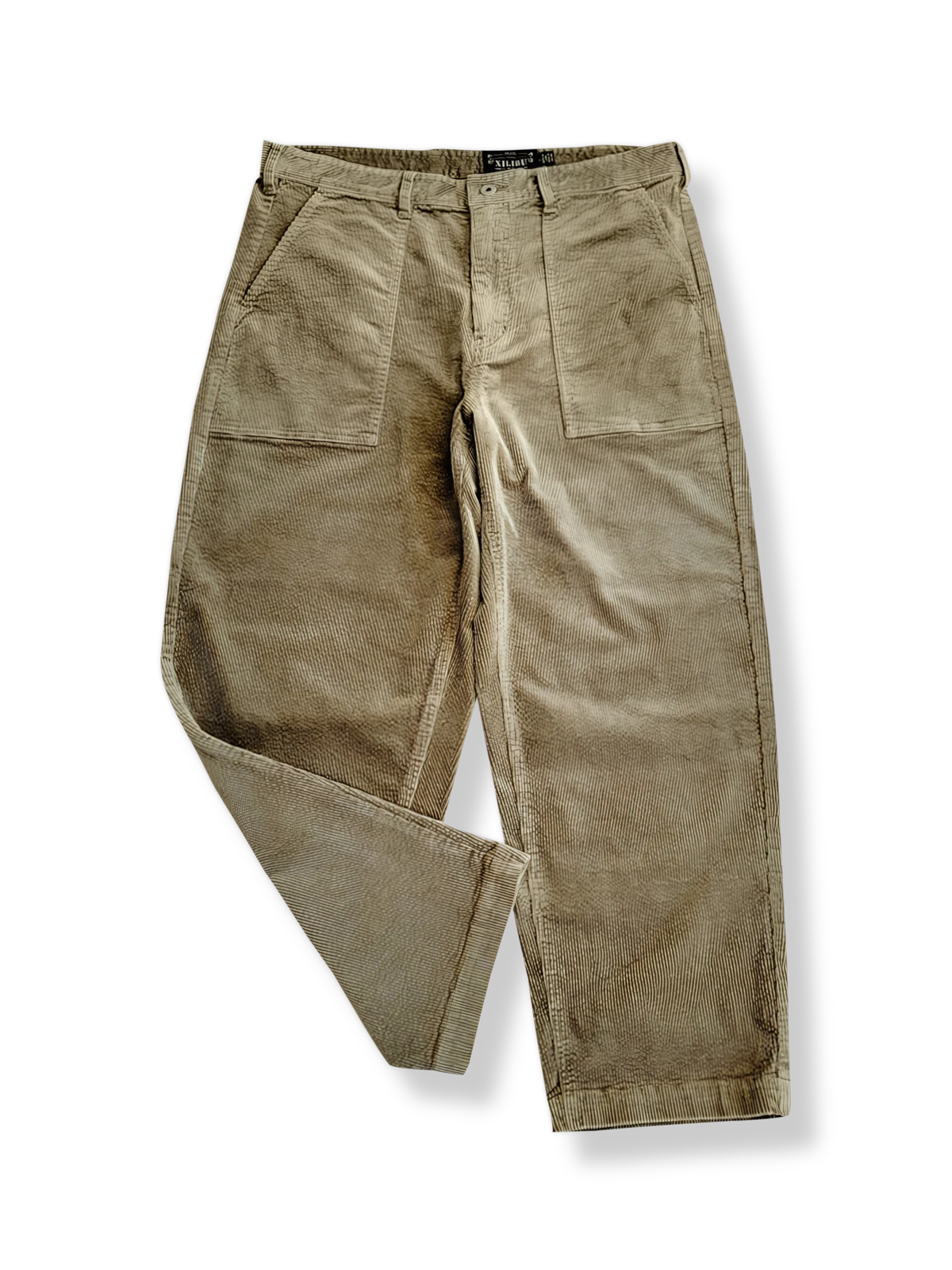 コーデュロイ素材のワイドシルエットワークパンツ