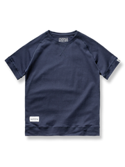 5色展開のシンプルなクルーネック半袖Tシャツ。