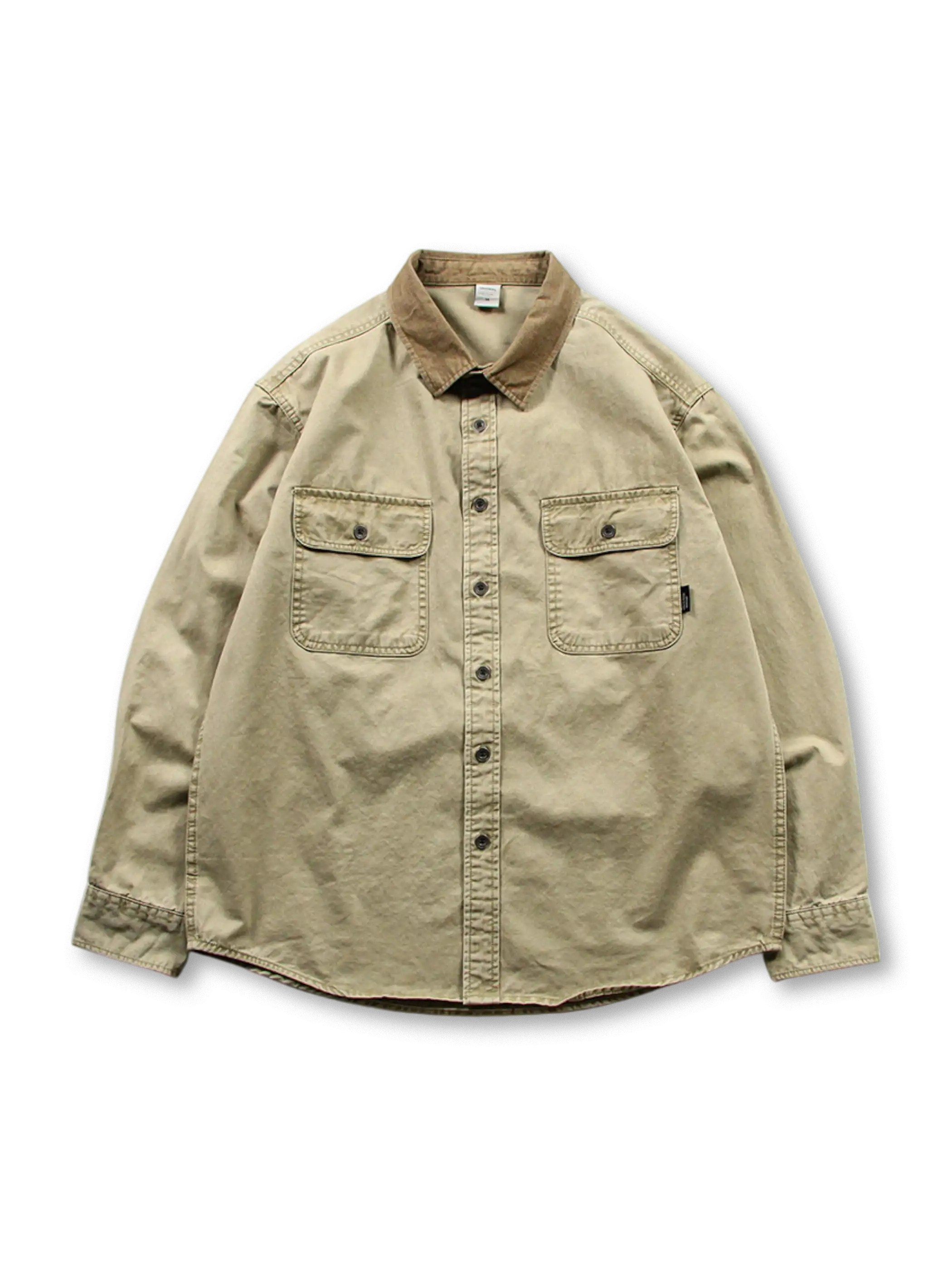 高密度コットンツイルとコーデュロイ襟が特徴のヴィンテージ風ワークシャツ