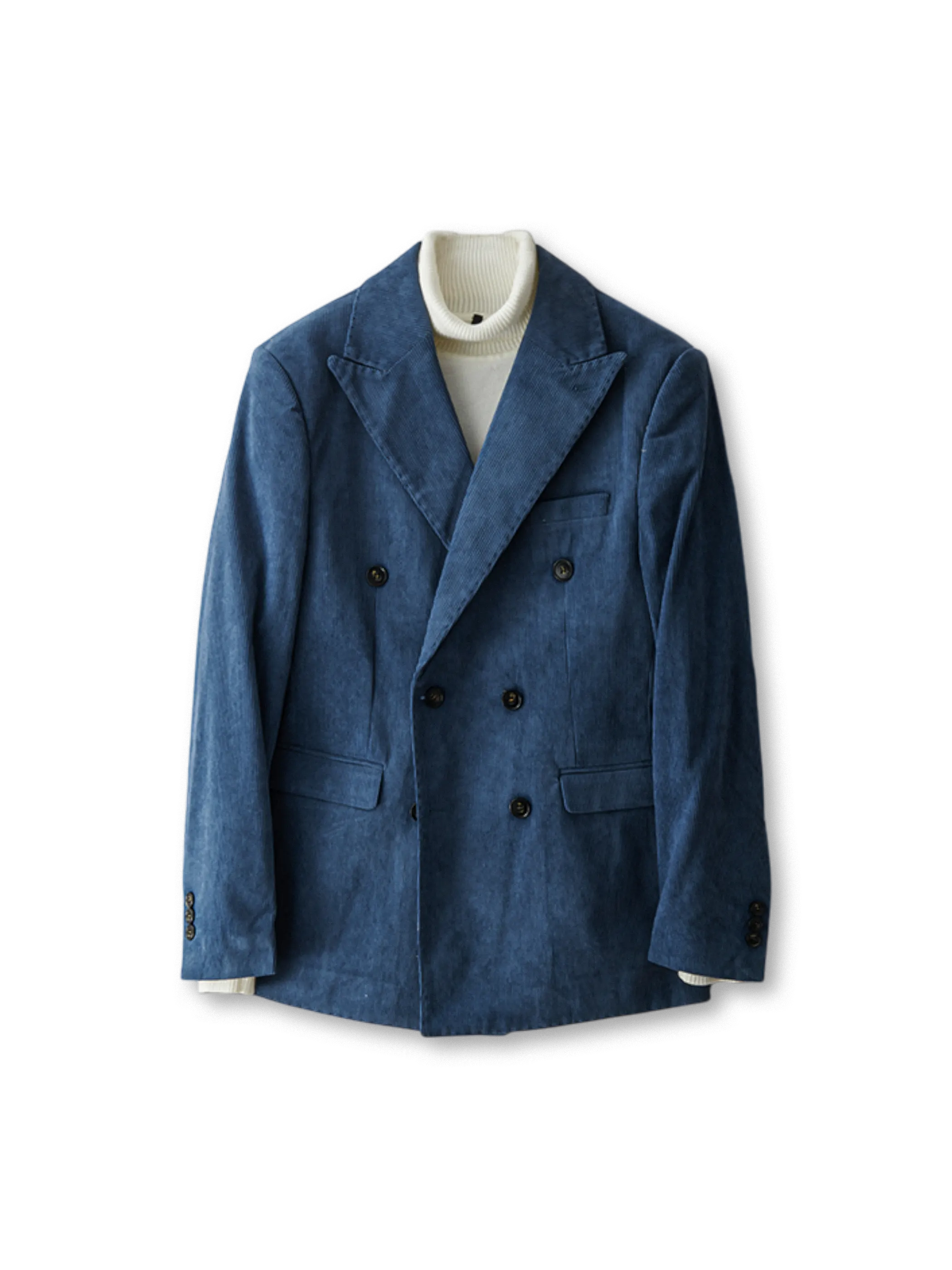 英国トレンドにインスパイアされた、軽やかな8W粗紋灯芯绒生地とダブルブレストデザインが特徴のコーデュロイジャケット。