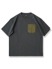 ミリタリーポケットとダブルステッチ補強が施されたヘビーウェイト半袖Tシャツ