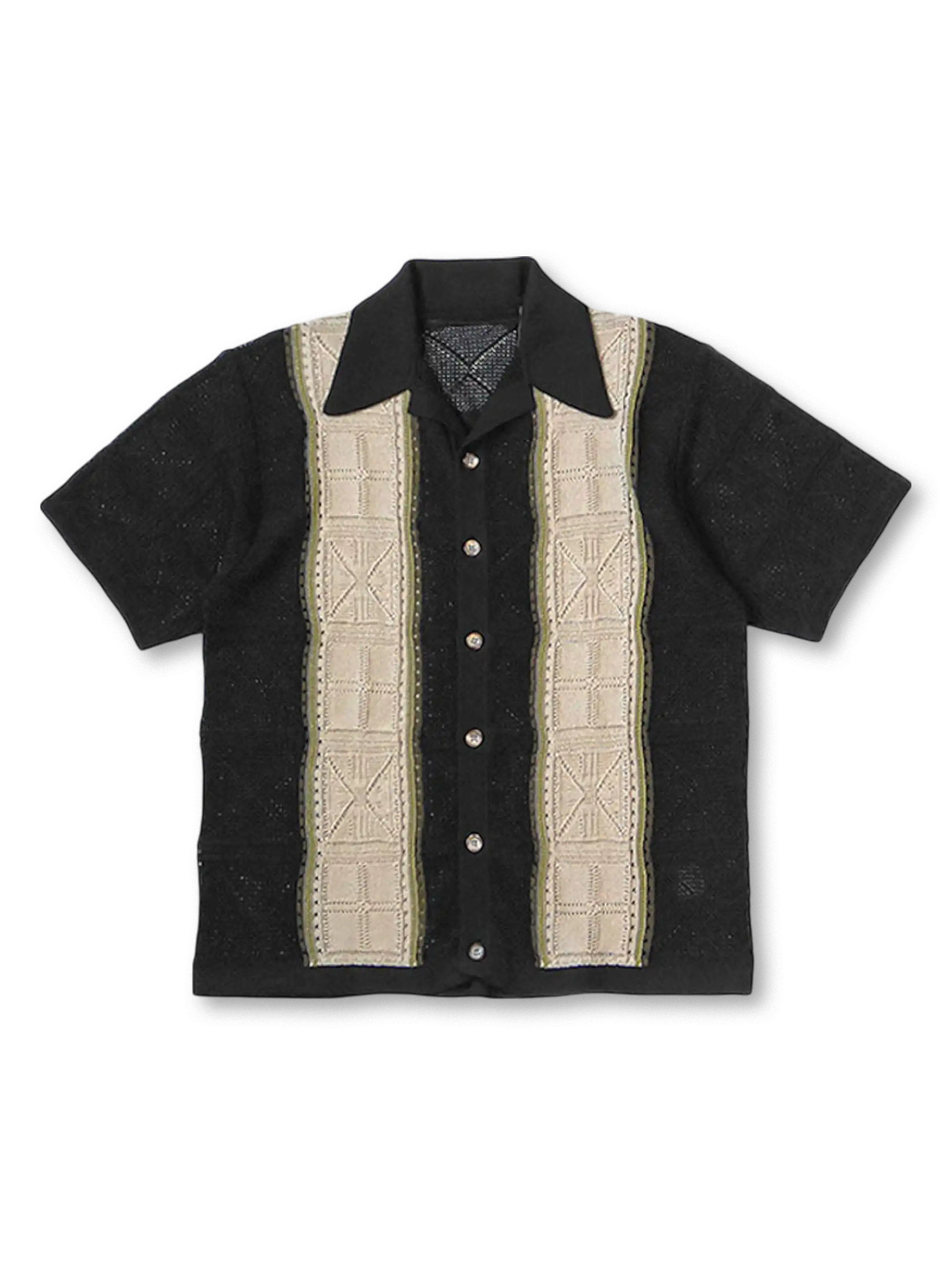 メッシュとエスニックパネル編みが映えるキューバカラーのニットポロ