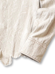 フェザー刺繍ホワイトデニムシャツ