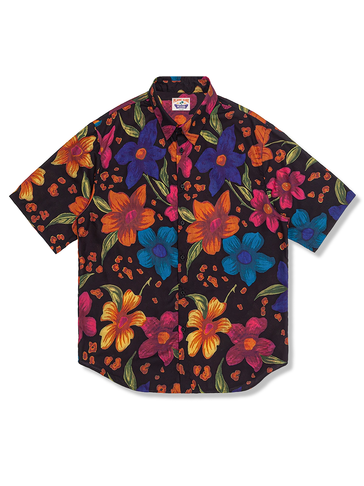 花の世界柄アロハシャツ、黒ベース、鮮やかな花柄、ルーズフィット、通気性の良いポリエステル素材