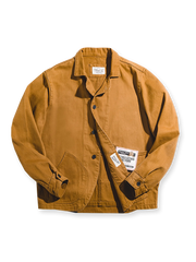 フレンチヴィンテージマルチポケットワークジャケット。竹節ツイルコットン生地を使用し、多機能ポケットとクラシックなノッチドラペルデザインが特徴。日常からアウトドアまで幅広く活躍。