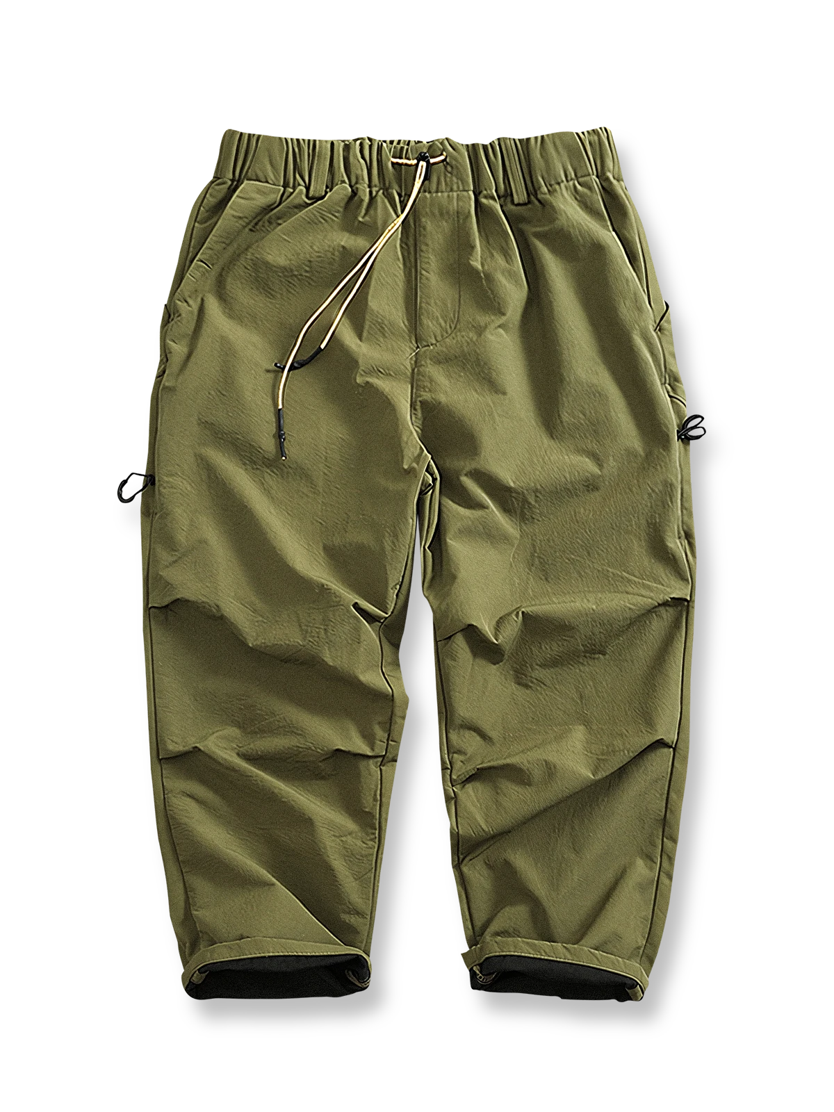 多機能ポケットと立体裁断が特徴の機能性ワークパンツ