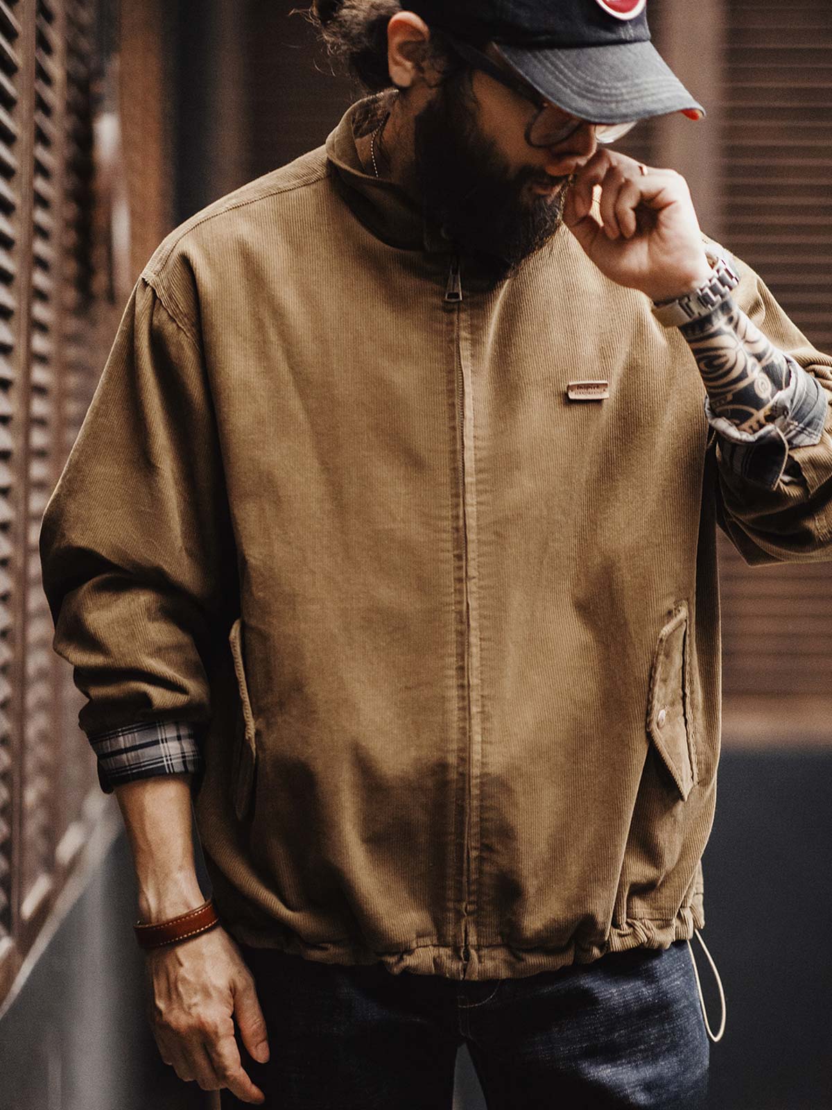 コーデュロイハリントンジャケットの着用イメージ