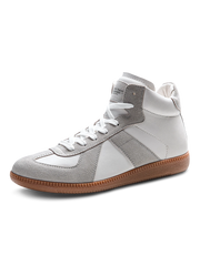 ドイツ軍ハイカットトレーニングシューズを再現したレトロでシンプルな高耐久スニーカー