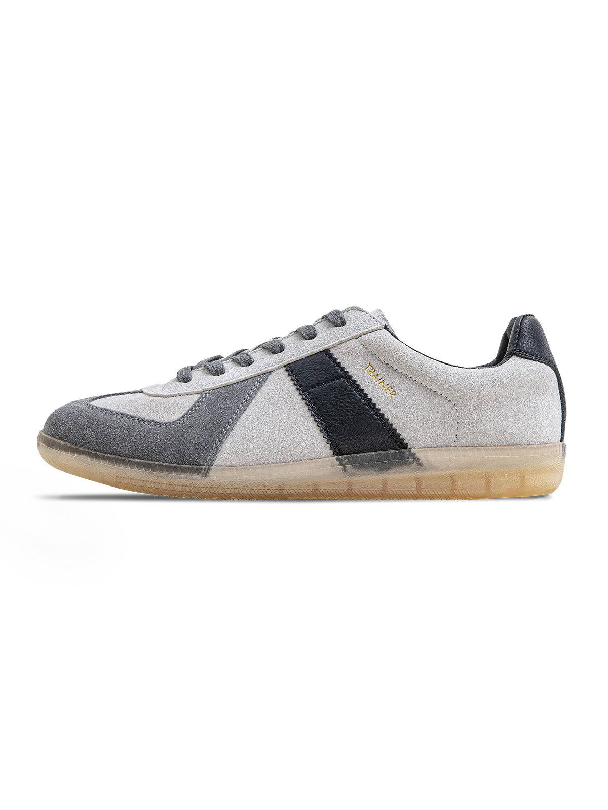 伝統技術で染め上げたグリーン・リネン素材展開のドイツ軍トレーニングシューズ