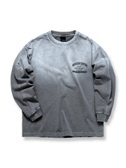 グラデーションウォッシュ加工の英字プリント長袖Tシャツ