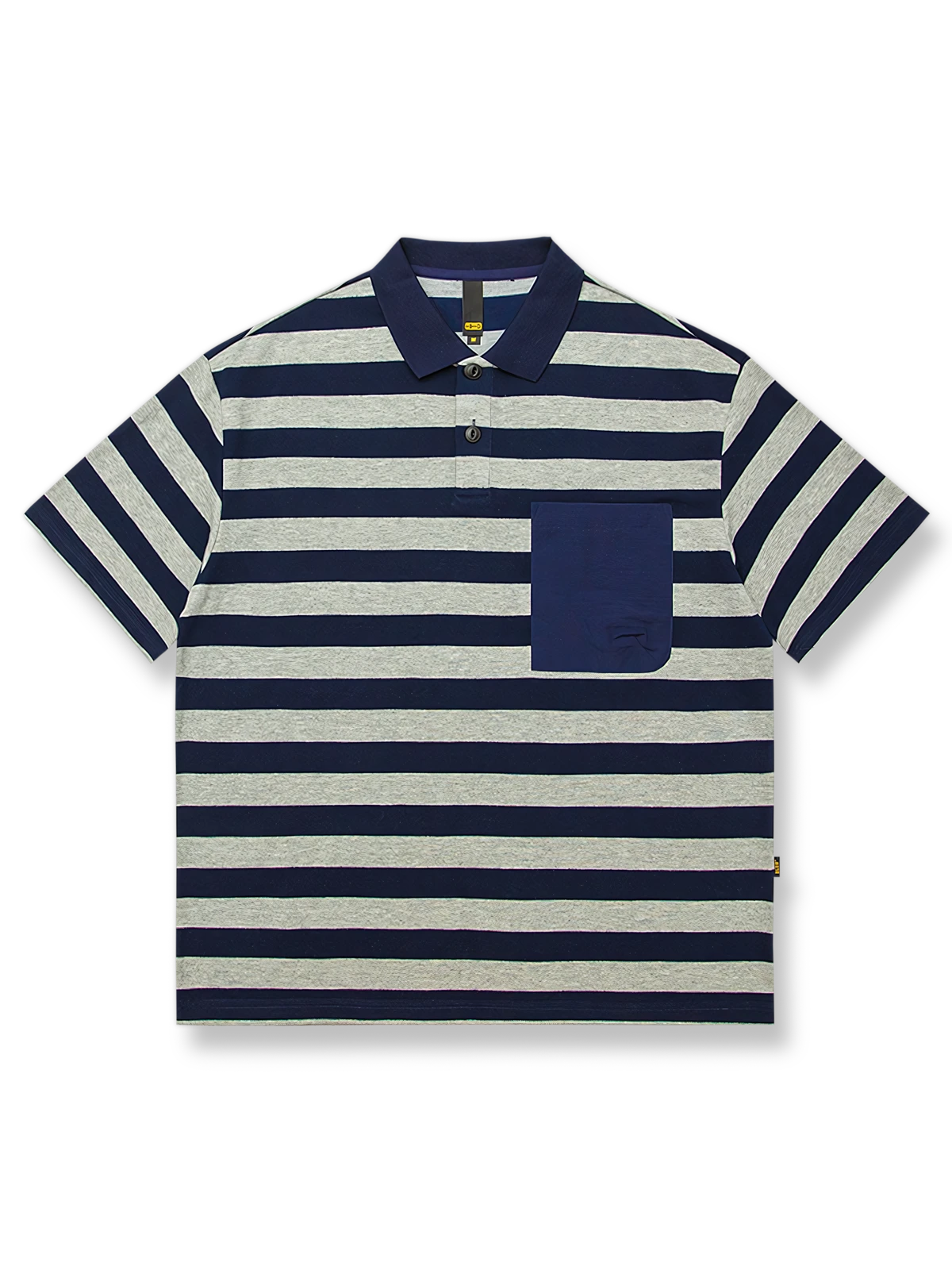 グレーとブルーのストライプが特徴的なヘビーウェイトポロシャツ。