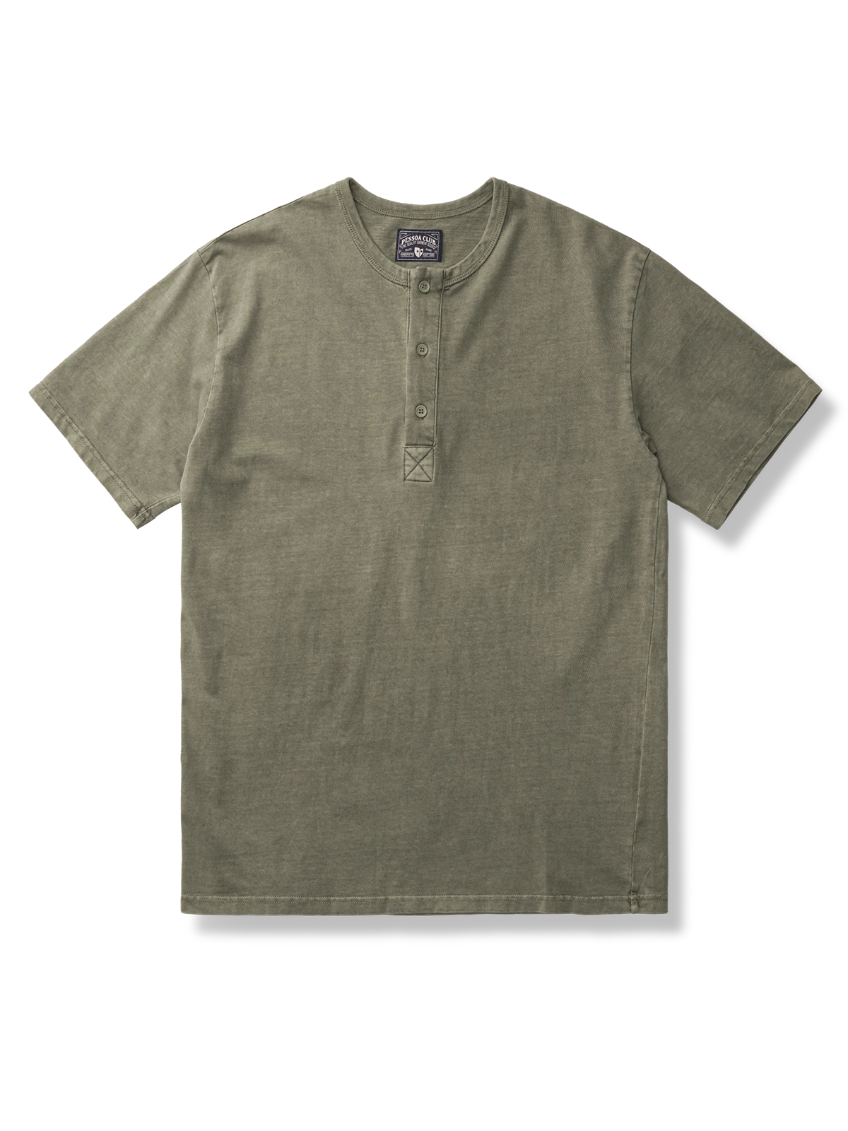 深緑色のスリムフィット半袖ヘンリーネックTシャツ。