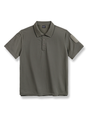 半開襟とミリタリーディテールを配したポロシャツ。