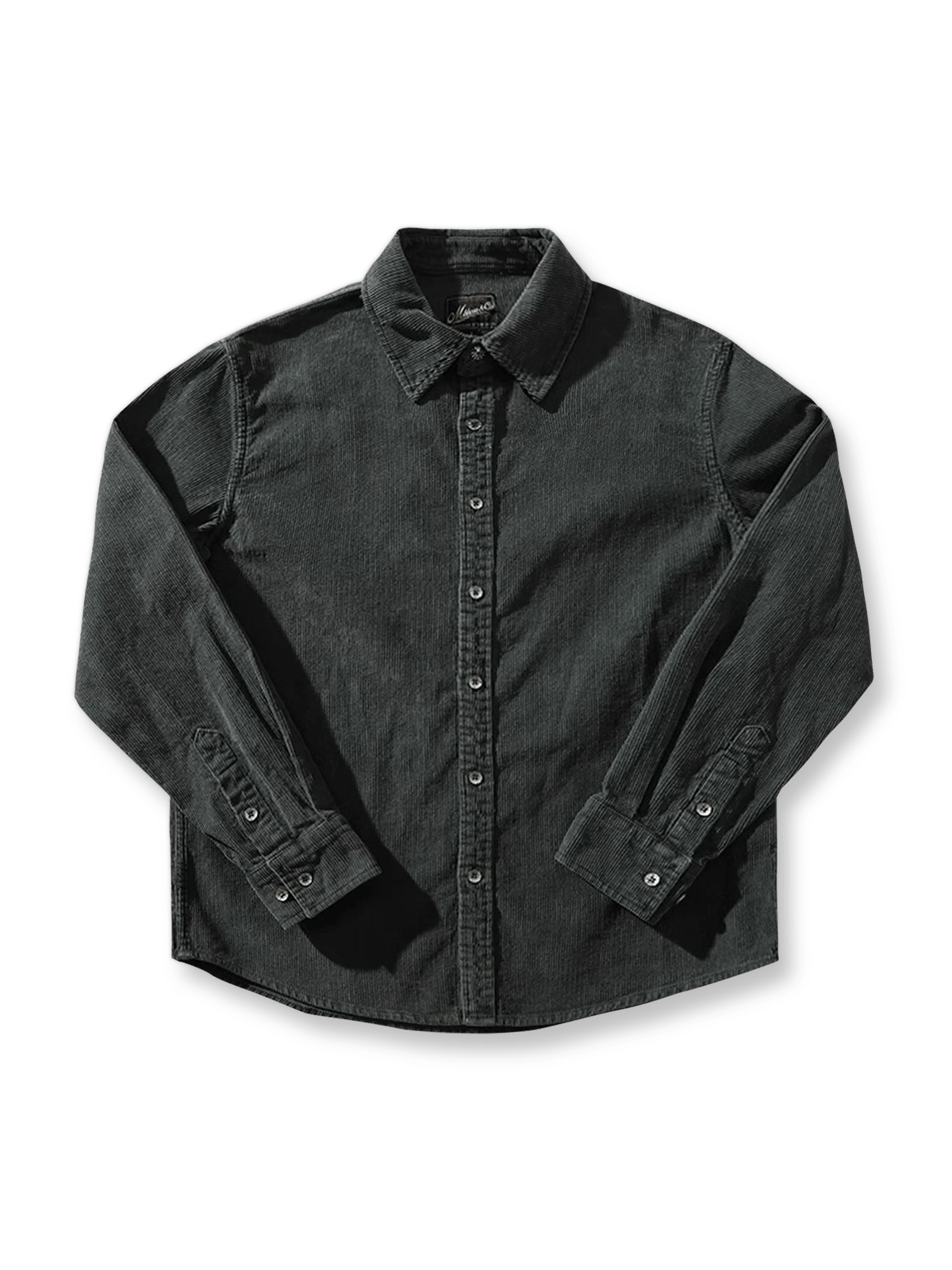 11ウェールコーデュロイとガーメントダイ加工が特徴のヘビーコーデュロイシャツ。