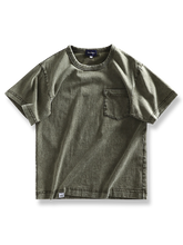 粗糸コットンとスノーウォッシュ加工が特徴のヘビーウェイトTシャツ
