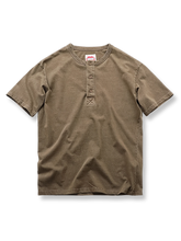 280Gヘビーウェイトコットンのヘンリーネック半袖Tシャツ。
