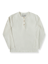 ヘンリーネック長袖Tシャツ
