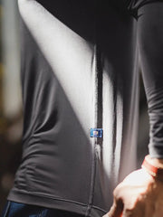 ハイテク半ハイネック 長袖インナーTシャツ