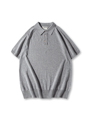 高密度コットンチェック生地とラグランスリーブが特徴の上品なオーバーシャツ