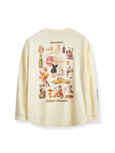 ホリデータイム レトロプリントTシャツの全体正面画像、背面のポスター風プリントとクルーネックのディテール。