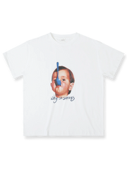 ユーモアデジタルプリントTシャツ。