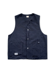 1930年代着想のキャンバス生地使用ルーズフィットヴィンテージハンティングベスト。多機能ポケットとこだわりのボタン付き。