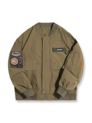 刺繍ワッペンと防風撥水加工を施した改良型MA-1フライトジャケット。保温性と都会的デザインが特徴。