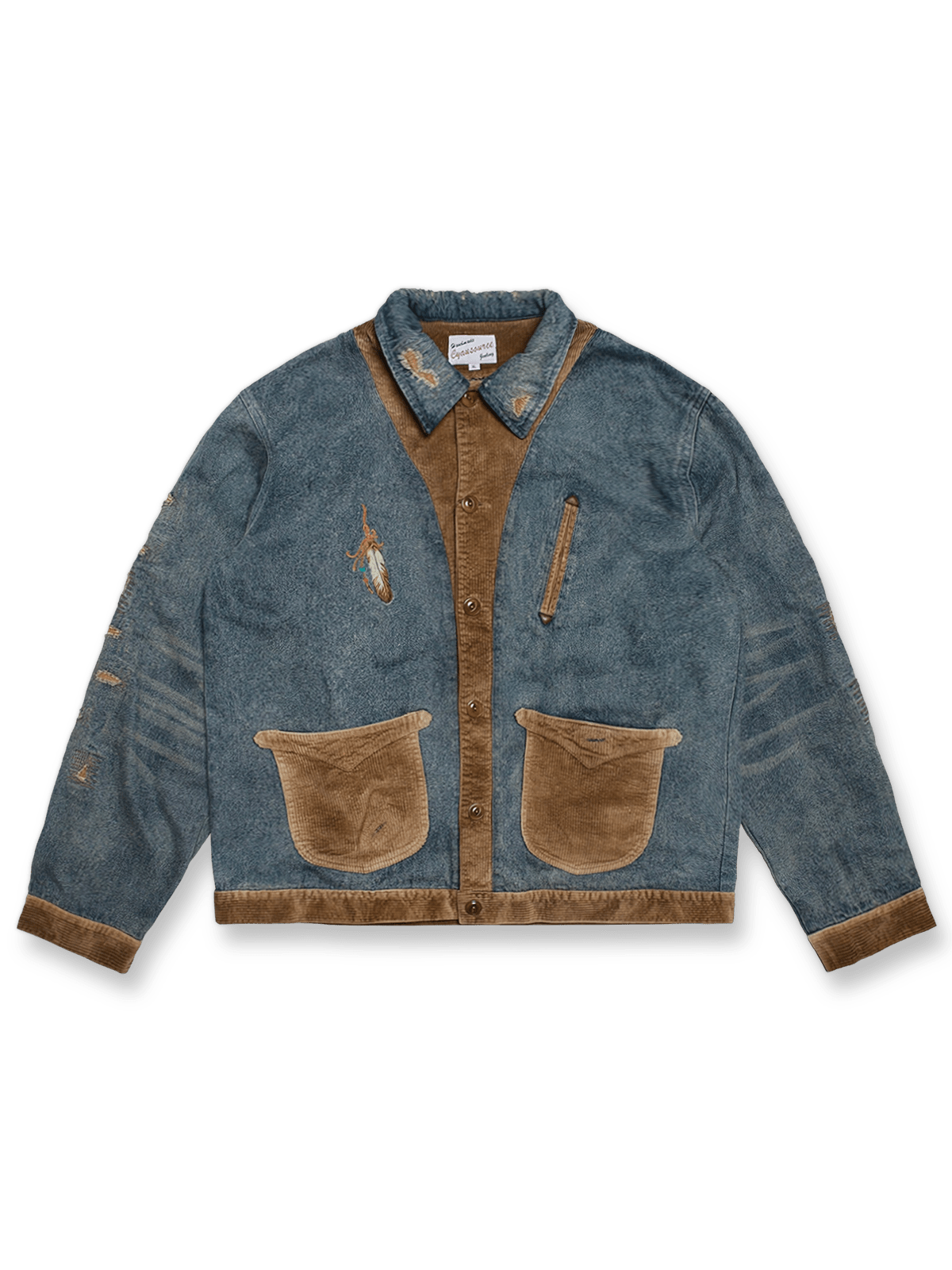 15ozデニムと日本製コーデュロイ切替のデニムジャケット。背面にインディアン刺繍、フルグレインレザー補強、パリスボタンを配したヴィンテージ風アイテム。