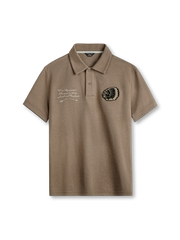 ジェロニモ刺繍と力強いメッセージが特徴の中薄ポロシャツ