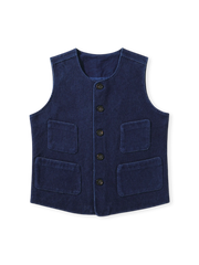 550g剣道刺子生地のインディゴベスト。複数パッチポケット、高密度牛津布裏地、クラシックな牛角ボタンが特徴。