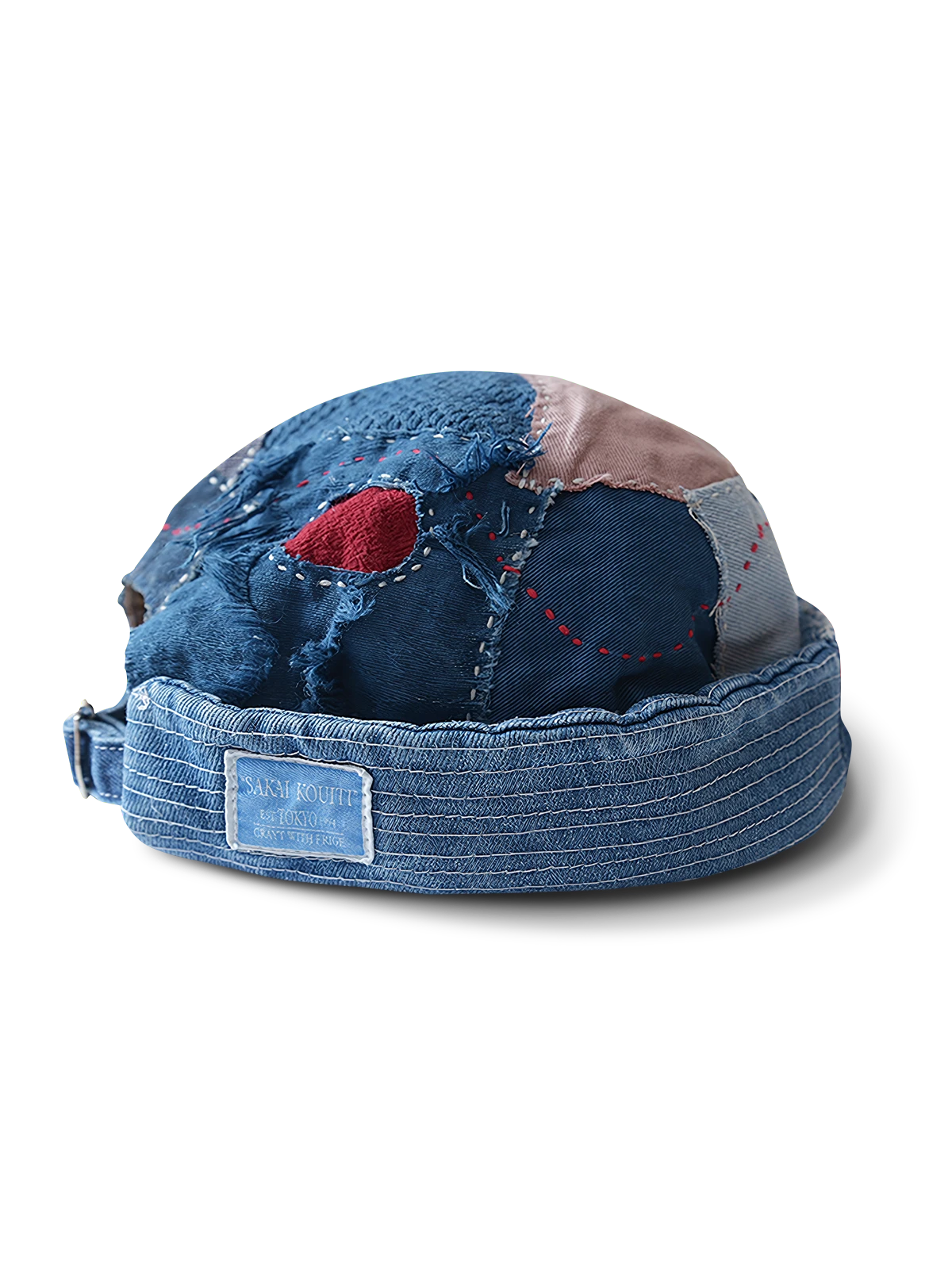 古布パッチワークとインディゴウォッシュ加工を施したヴィンテージセーラーハット。手縫いステッチとヴィンテージロゴが特徴。