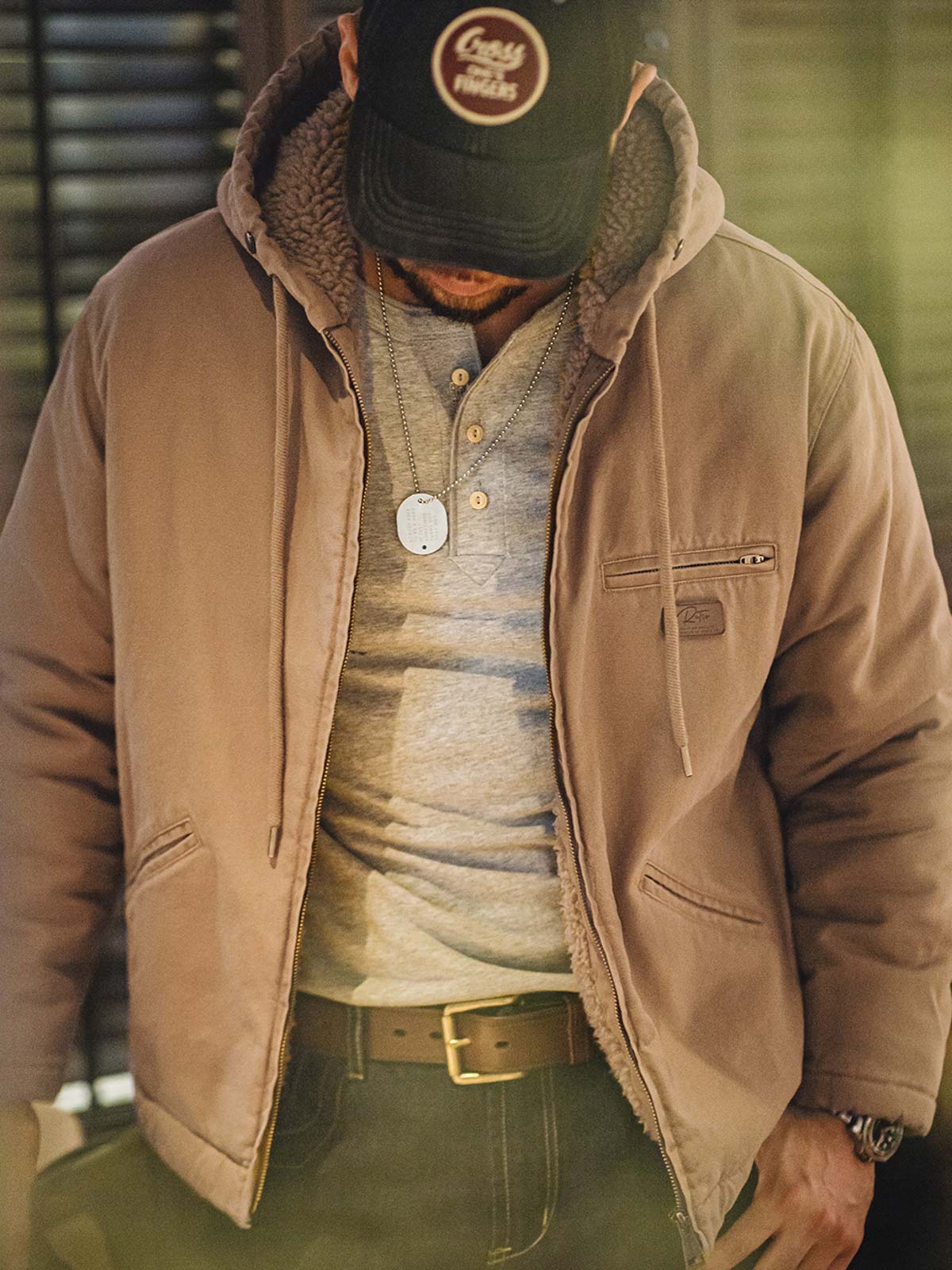 J141ヴィンテージフード付きジャケットの全体展示図