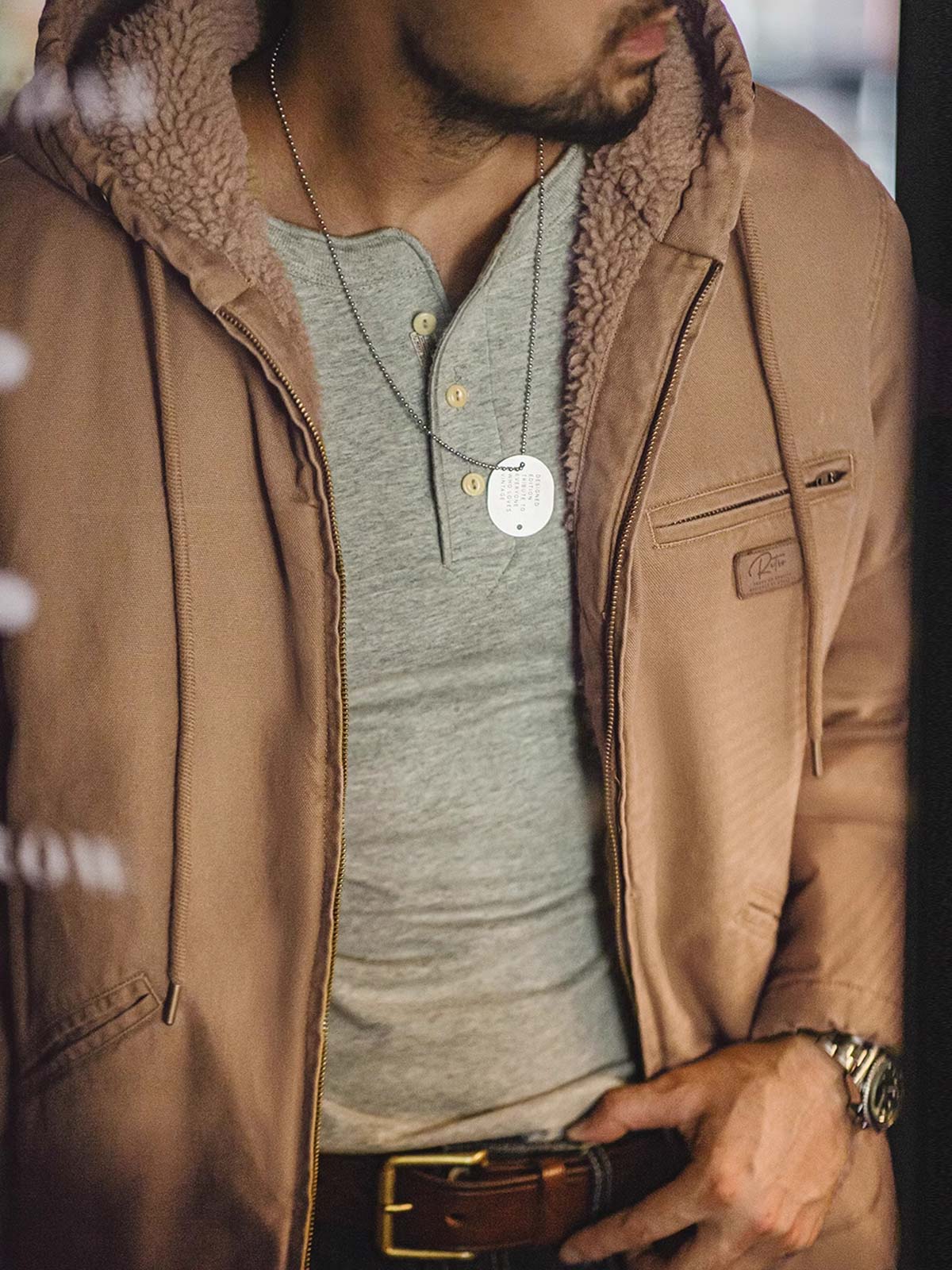 J141フード付きジャケットの着用スタイリング例