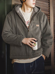 ボア裏地とポケットのディテール