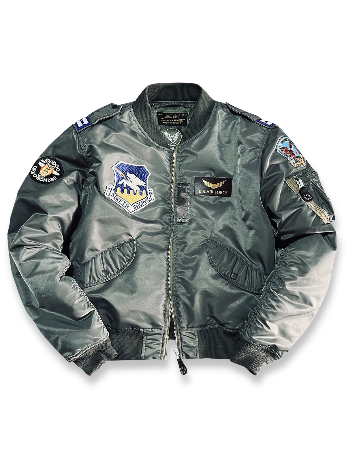 キャプテンランク肩章とポスター調プリントが特徴のL2‑Bフライトジャケット。