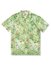 葉っぱ柄キューバカラーアロハシャツ、緑ベース、ゆったりシルエット、光沢ポリエステル素材